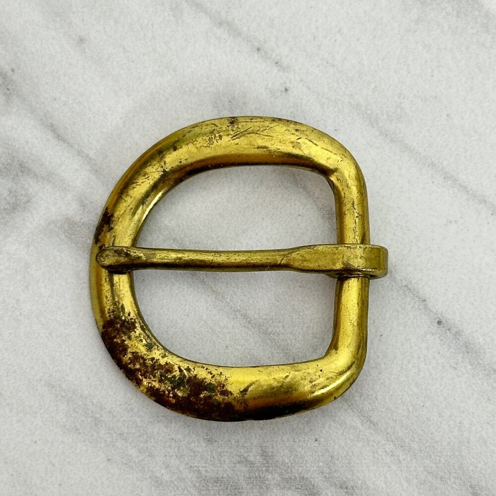 Small Rounded Gold Tone Simple Basic Belt Buckle